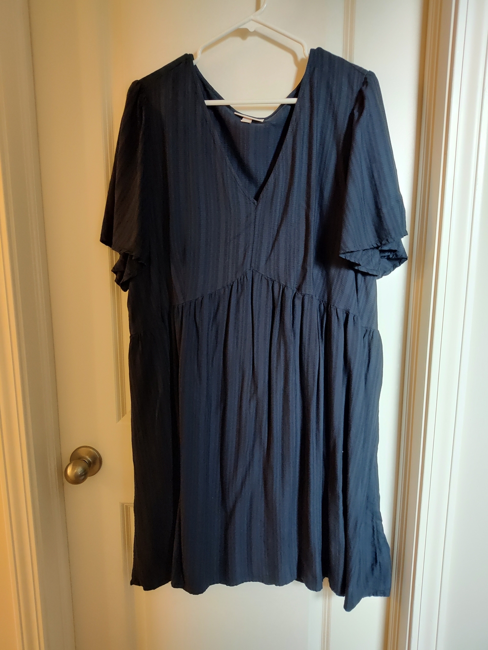 Knox Rose Navy V-Neck Midi Dress